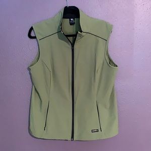 Kerrits equestrian shell vest. Green women’s size XL